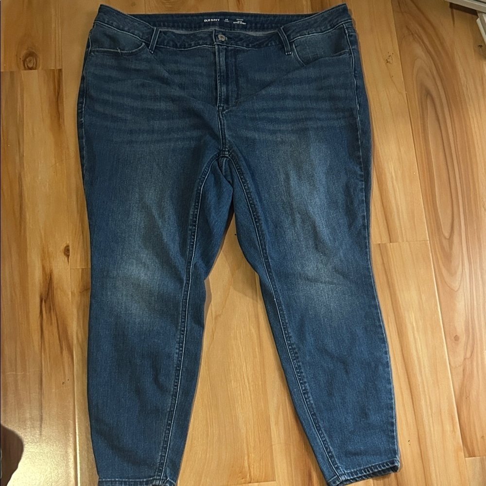 Old Navy Women's Dark Blue Ankle Jeans